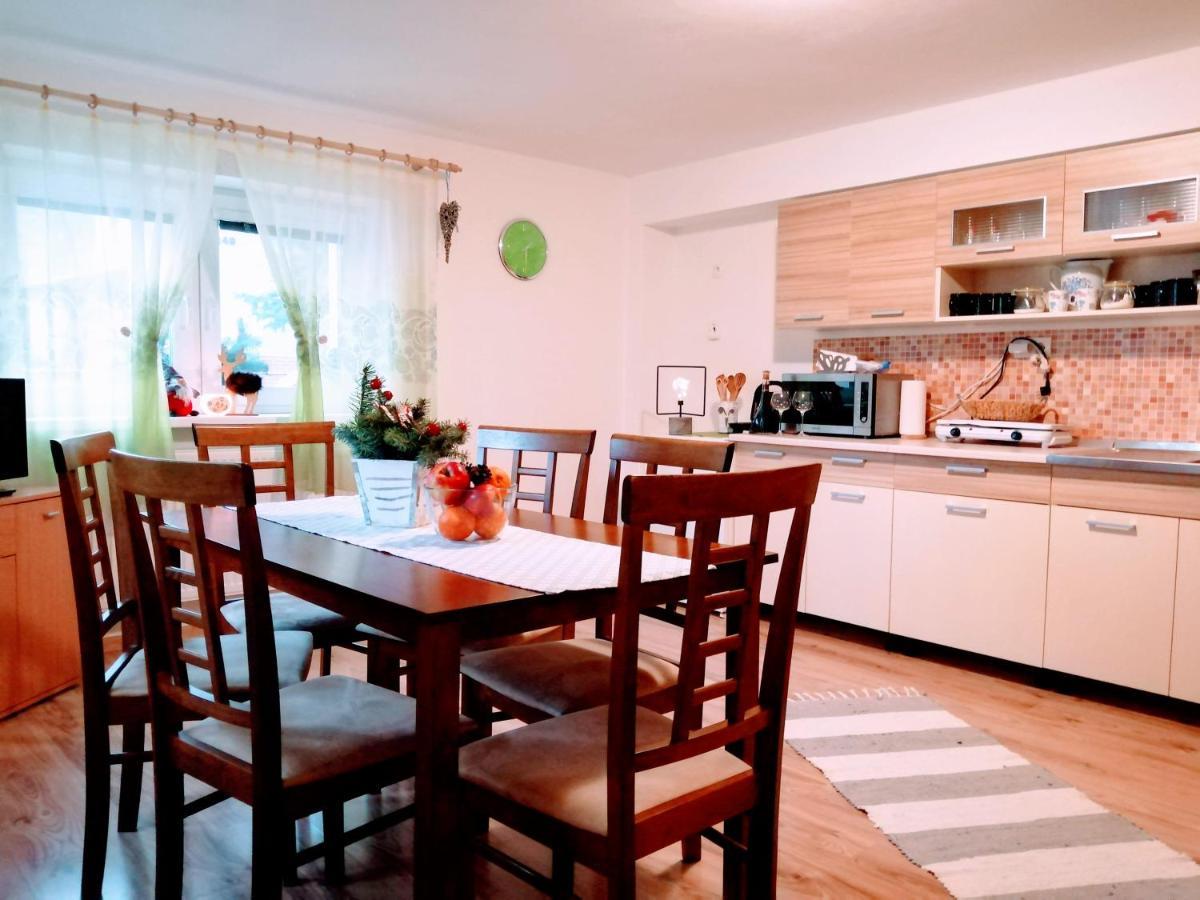 Apartman Paula -Dovolenka Pri Aquaparku Liptovský Mikuláš Εξωτερικό φωτογραφία